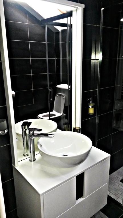 Apartment Lipa Irinovac Kamer foto