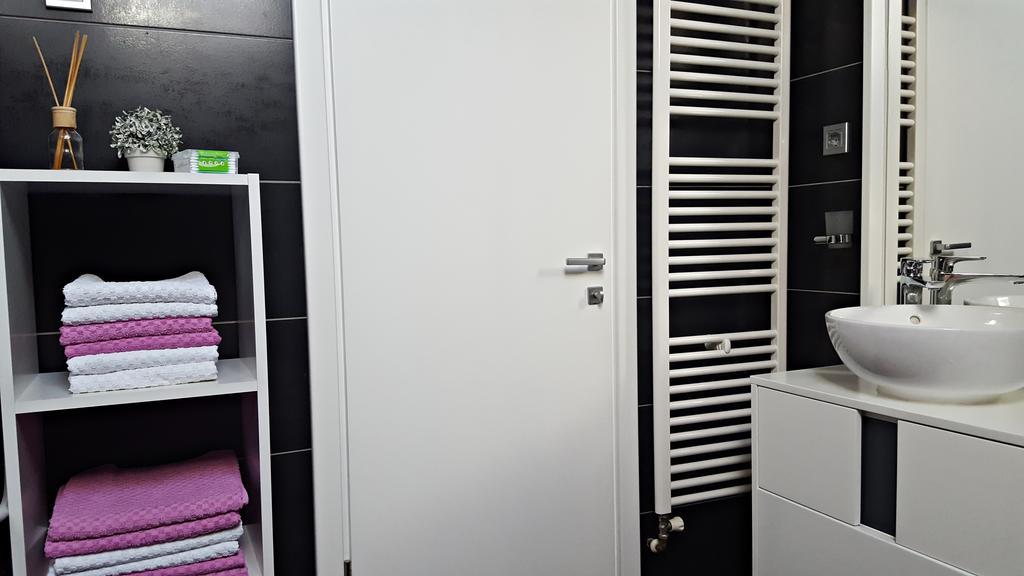 Apartment Lipa Irinovac Buitenkant foto